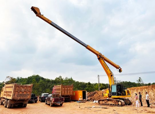 มหาชั้นกระตุ้น Excavator Telescopic Arm สําหรับแมว Hitachi Komatsu