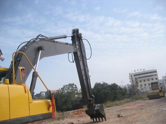 ประสิทธิภาพสูง 20-27 ตัน Excavator 10-12m Sliding Boom Arm มือโทรทรรศน์สําหรับการก่อสร้าง